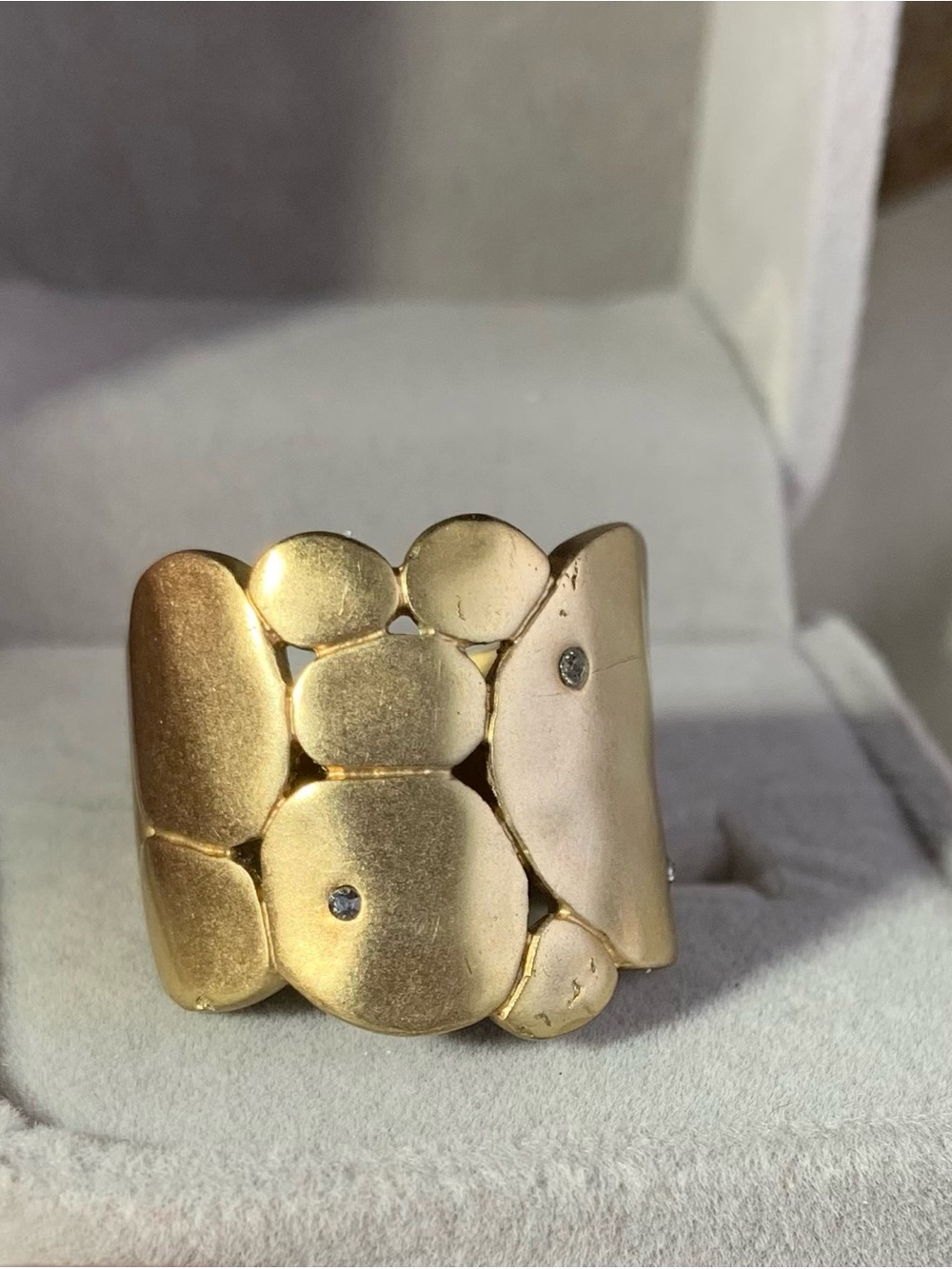 Reaction Kenneth Cole Gold-Tone Pebble Cluster Ring with crystal size 8,